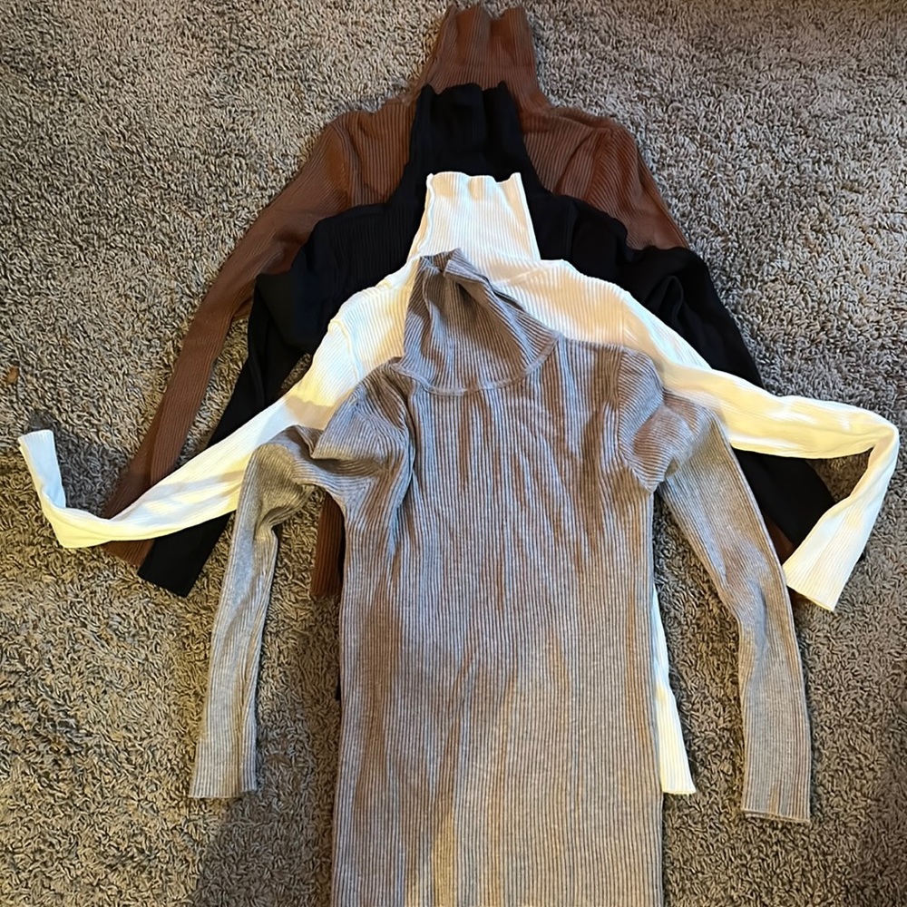 Turtleneck Sweater Pack